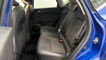 Renault Captur TECHNO E-TECH