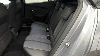 Peugeot E-2008 ALLURE PREMIUM PLUS