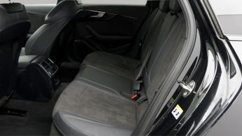 Audi A4 Avant AVANT TFSI S LINE BLACK EDITION