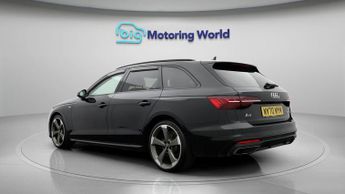 Audi A4 Avant AVANT TFSI S LINE BLACK EDITION