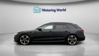 Audi A4 Avant AVANT TFSI S LINE BLACK EDITION