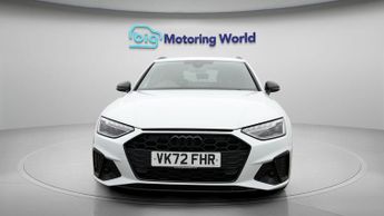 Audi A4 Avant AVANT TFSI S LINE BLACK EDITION