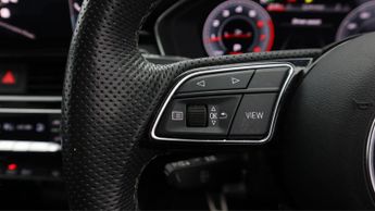 Audi A4 Avant AVANT TFSI S LINE BLACK EDITION