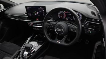 Audi A4 Avant AVANT TFSI S LINE BLACK EDITION