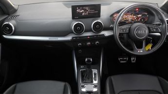Audi Q2 TFSI S LINE