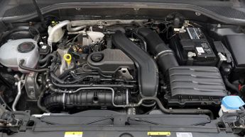 Audi Q2 TFSI S LINE