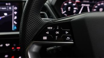 Audi Q4 e-tron S LINE