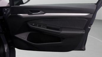Volkswagen Golf LIFE ETSI DSG