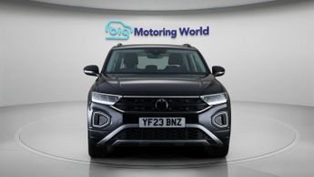 Volkswagen T-Roc LIFE TSI DSG