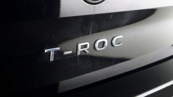 Volkswagen T-Roc LIFE TSI DSG