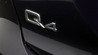 Audi Q4 e-tron S LINE