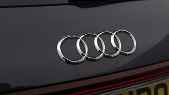 Audi Q4 e-tron S LINE