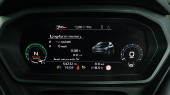 Audi Q4 e-tron S LINE
