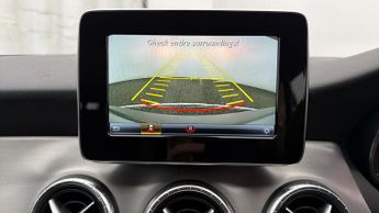 Mercedes-Benz CLA CLA 180 AMG LINE EDITION