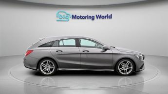 Mercedes-Benz CLA CLA 180 AMG LINE EDITION