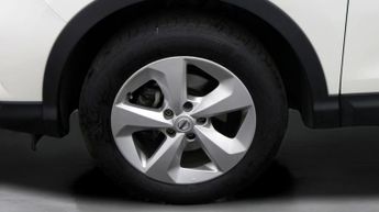 Nissan Qashqai DIG-T ACENTA PREMIUM DCT