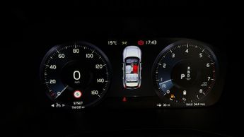 Volvo XC40 B4 R-DESIGN PRO