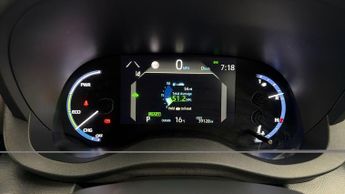 Toyota Yaris Cross EXCEL