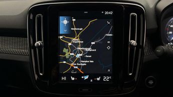 Volvo XC40 B4 R-DESIGN PRO