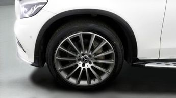 Mercedes-Benz GLC GLC 220 D 4MATIC AMG LINE PREMIUM PLUS