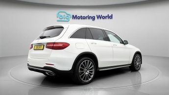 Mercedes-Benz GLC GLC 220 D 4MATIC AMG LINE PREMIUM PLUS