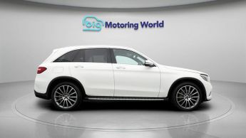 Mercedes-Benz GLC GLC 220 D 4MATIC AMG LINE PREMIUM PLUS