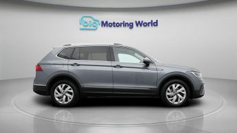 Volkswagen Tiguan Allspace LIFE TSI DSG