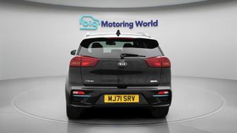Kia Niro 4 PLUS