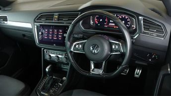 Volkswagen Tiguan R-LINE TECH TDI 4MOTION DSG