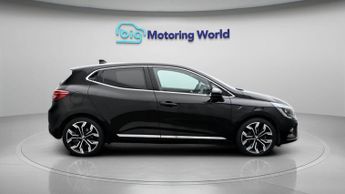Renault Clio TECHNO E-TECH