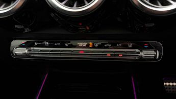 Mercedes-Benz EQB EQB 350 4MATIC AMG LINE PREMIUM