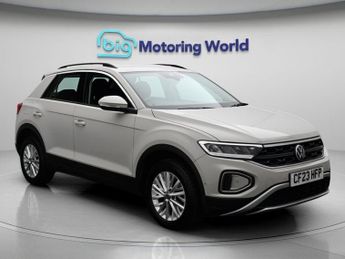 Volkswagen T-Roc LIFE TSI DSG