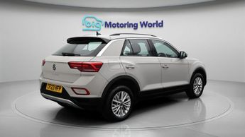 Volkswagen T-Roc LIFE TSI DSG