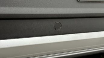 Volkswagen T-Roc LIFE TSI DSG