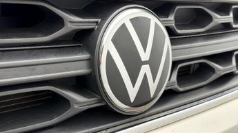 Volkswagen T-Roc LIFE TSI DSG