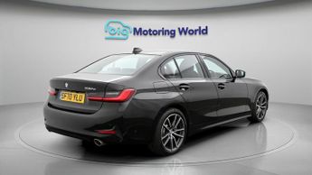 BMW 3 Series 330E SPORT PRO