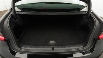 BMW 3 Series 330E SPORT PRO