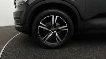 Volvo XC40 T3 R-DESIGN