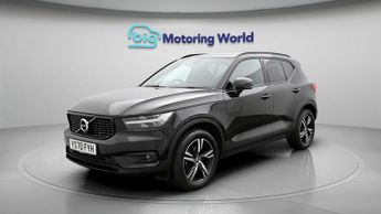 Volvo XC40 T3 R-DESIGN