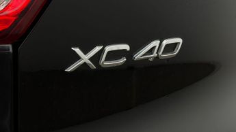 Volvo XC40 T3 R-DESIGN