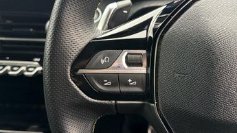 Peugeot 2008 PURETECH EAT8 S/S GT