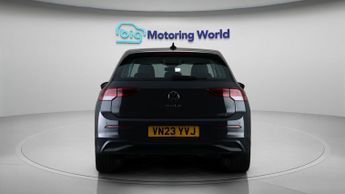 Volkswagen Golf LIFE ETSI DSG