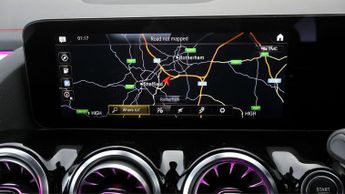 Mercedes-Benz EQA EQA 300 4MATIC AMG LINE