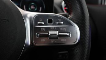 Mercedes-Benz EQA EQA 300 4MATIC AMG LINE
