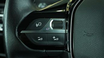 Peugeot E-2008 ACTIVE PREMIUM