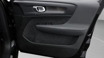 Volvo EX40 PLUS