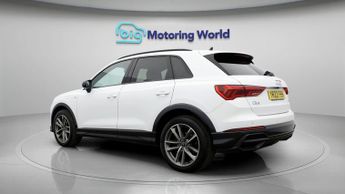 Audi Q3 TFSI S LINE BLACK EDITION