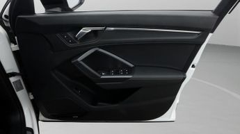 Audi Q3 TFSI S LINE BLACK EDITION