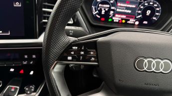 Audi Q4 e-tron S LINE