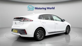 Hyundai IONIQ PREMIUM SE